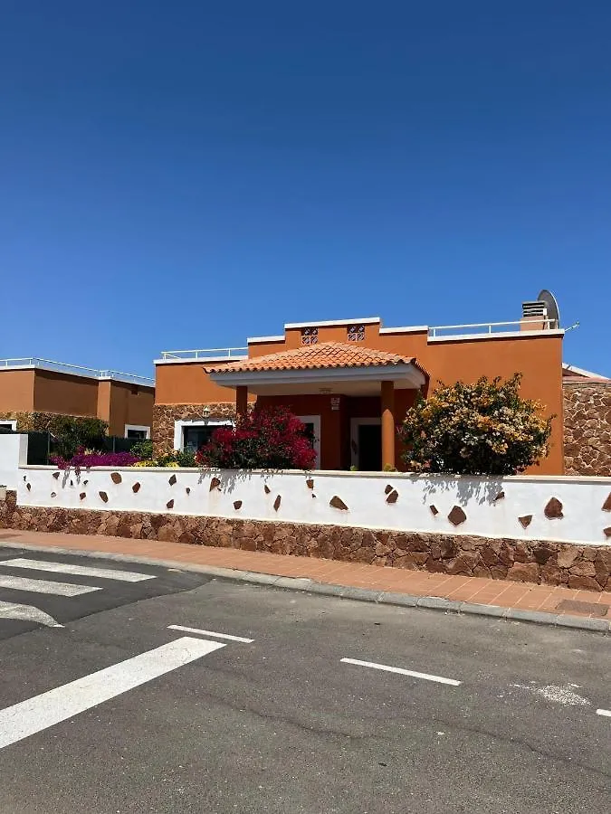 Casa Piedra, Luxury Family Front Line Golf, Hot Tub,Pool Table, 8 Pers, Caleta De Fuste Villa 0*,