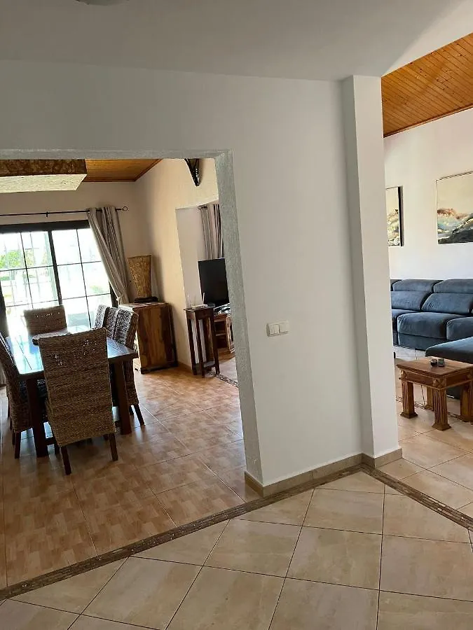 Casa Piedra, Luxury Family Front Line Golf, Hot Tub,Pool Table, 8 Pers, Caleta De Fuste Villa