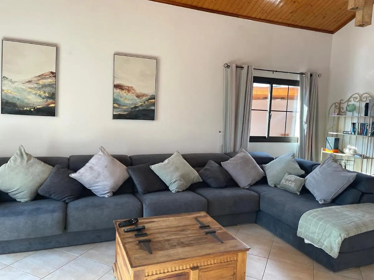 Casa Piedra, Luxury Family Front Line Golf, Hot Tub,Pool Table, 8 Pers, Caleta De Fuste Villa Spanyolország